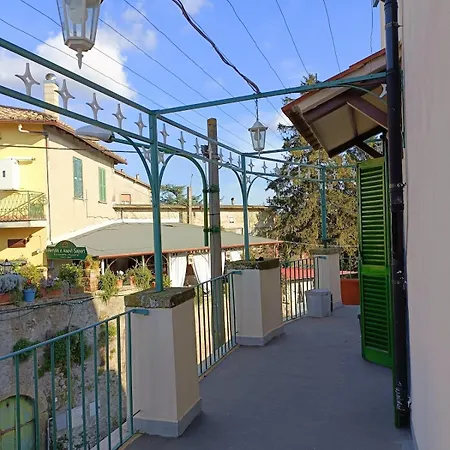 La Terrazza Sul Borgo Di Quadroni Manziana