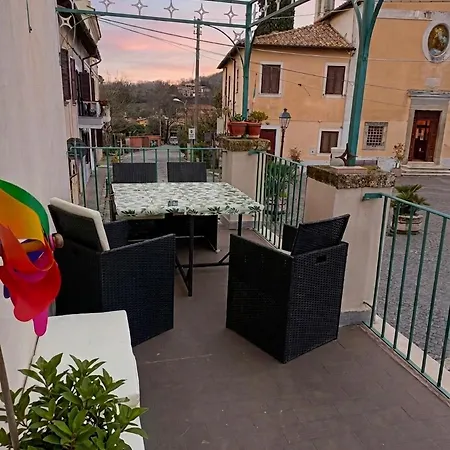 Appartamento La Terrazza Sul Borgo Di Quadroni Manziana